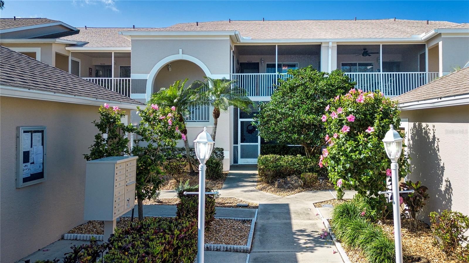 9641 CASTLE POINT DR #1211, SARASOTA, FL, 34238