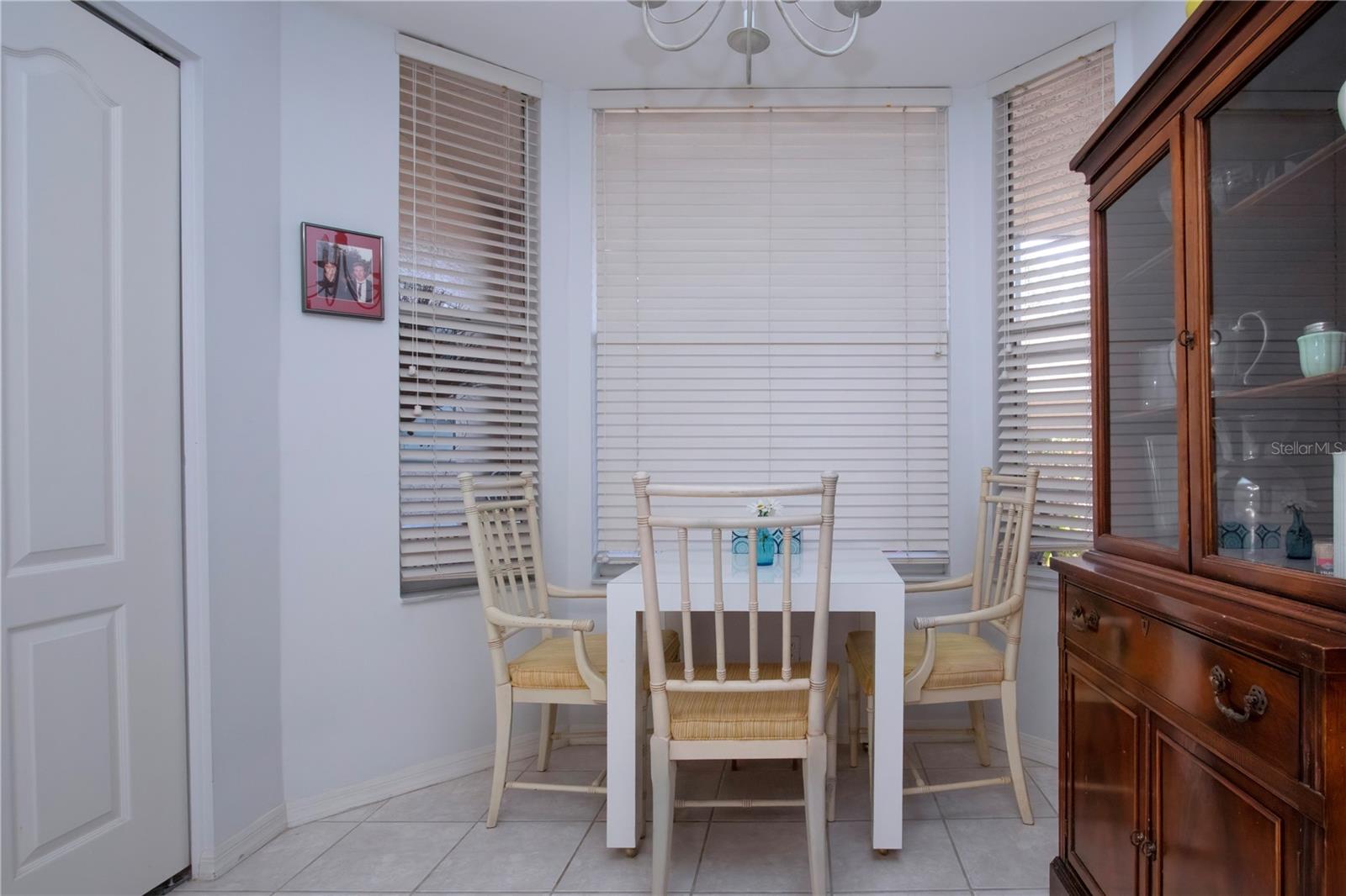 9641 CASTLE POINT DR #1211, SARASOTA, FL, 34238