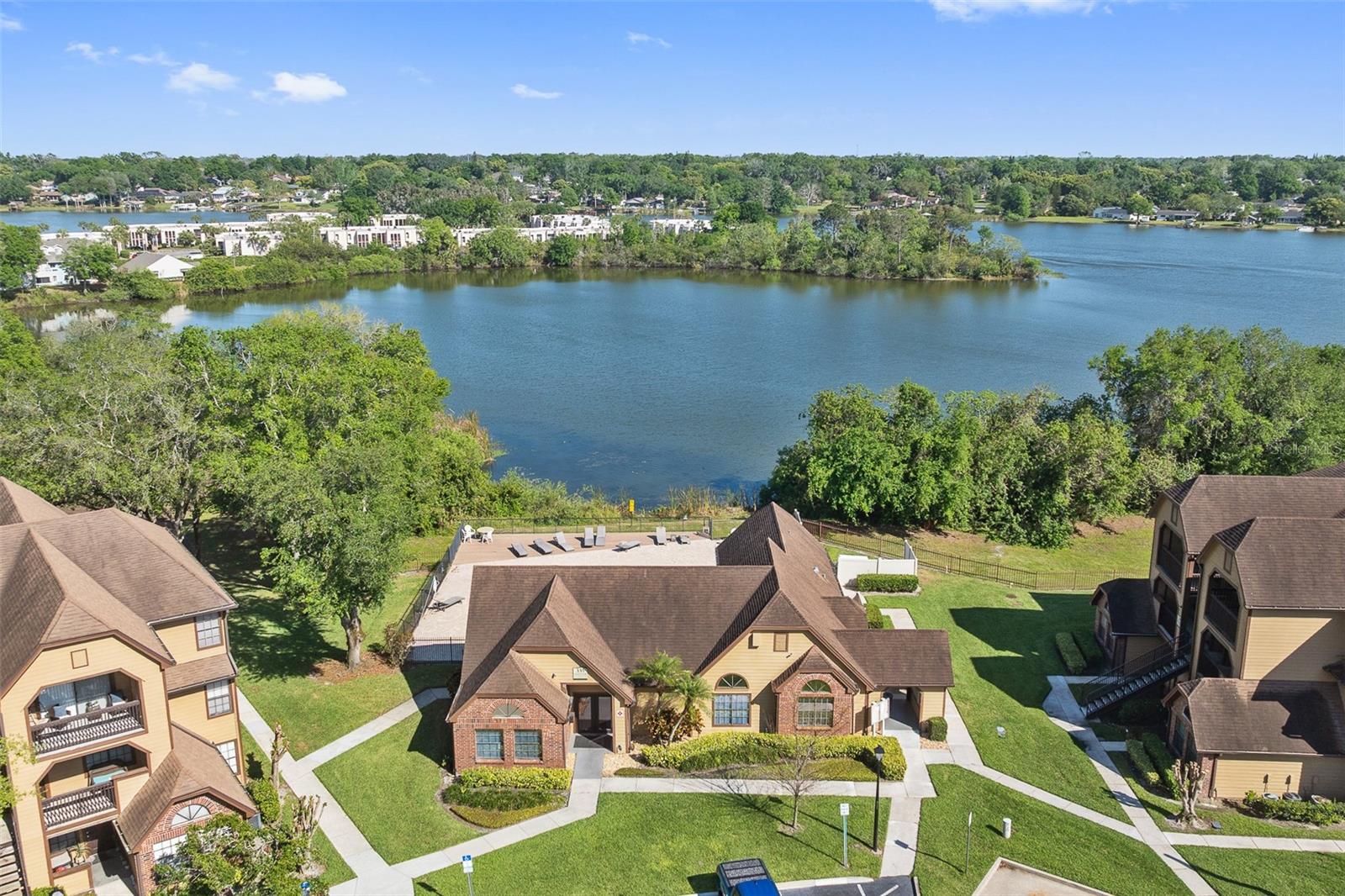 325 LAKEPOINTE DR #303, ALTAMONTE SPRINGS, FL, 32701