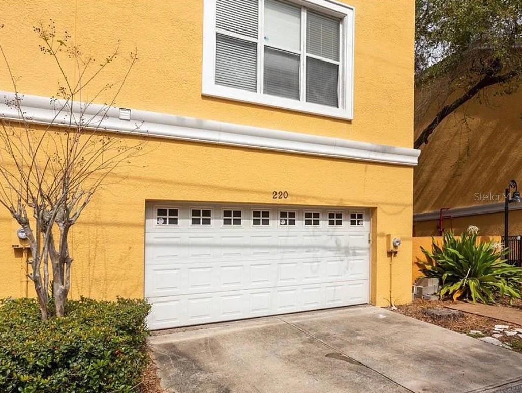 220 7TH AVE N, ST PETERSBURG, FL, 33701