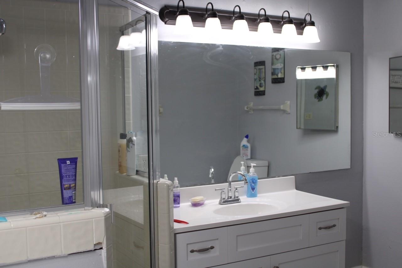 720 PINE SHORES CIR, NEW SMYRNA BEACH, FL, 32168