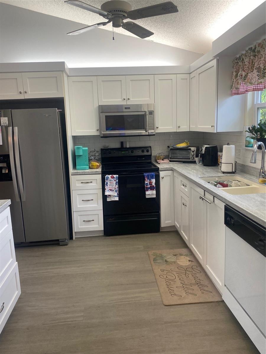 720 PINE SHORES CIR, NEW SMYRNA BEACH, FL, 32168