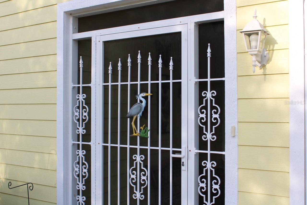 720 PINE SHORES CIR, NEW SMYRNA BEACH, FL, 32168