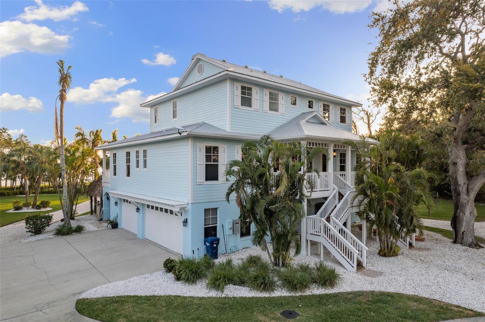 TB8367891 Property Photo