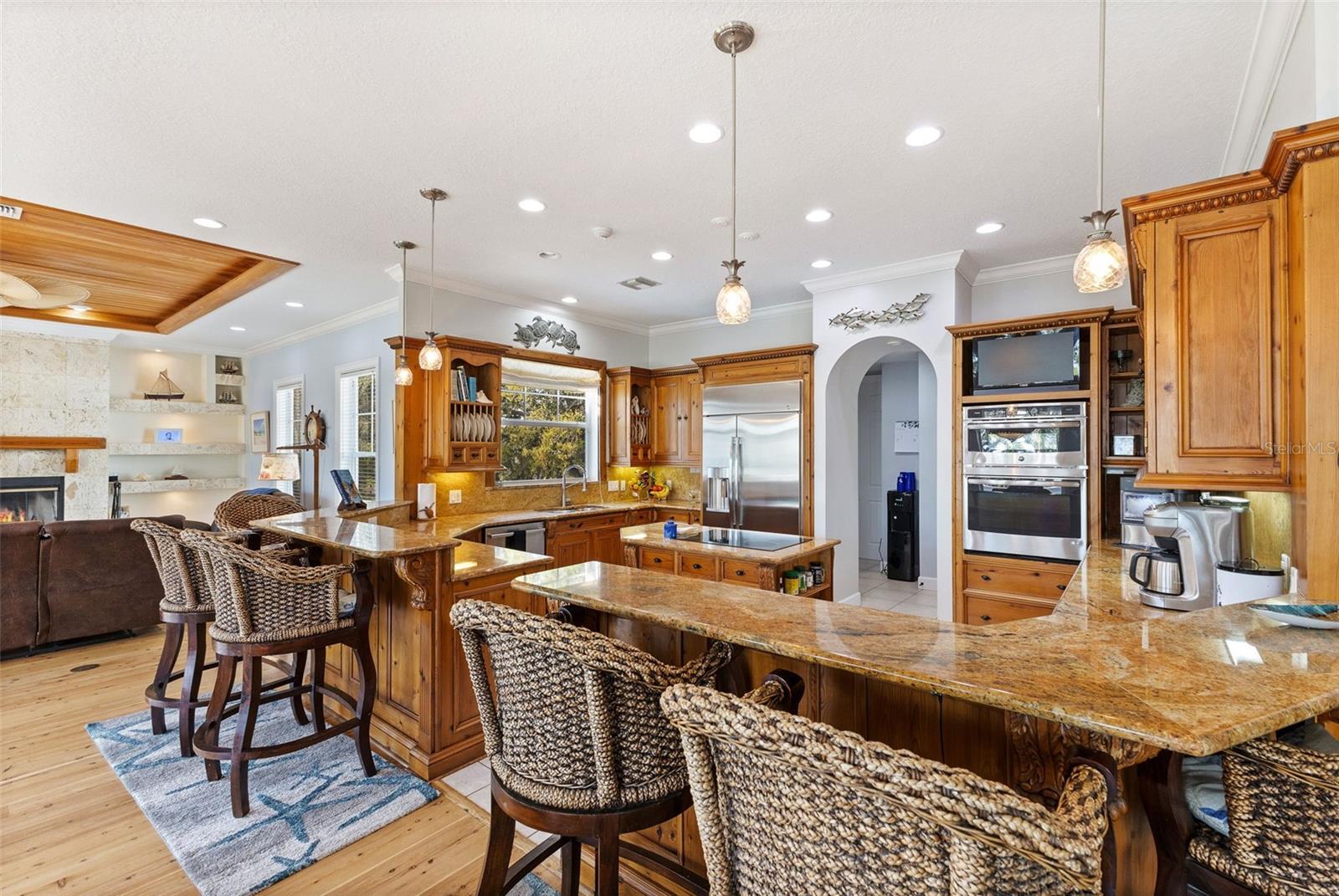 TB8367891 Property Photo