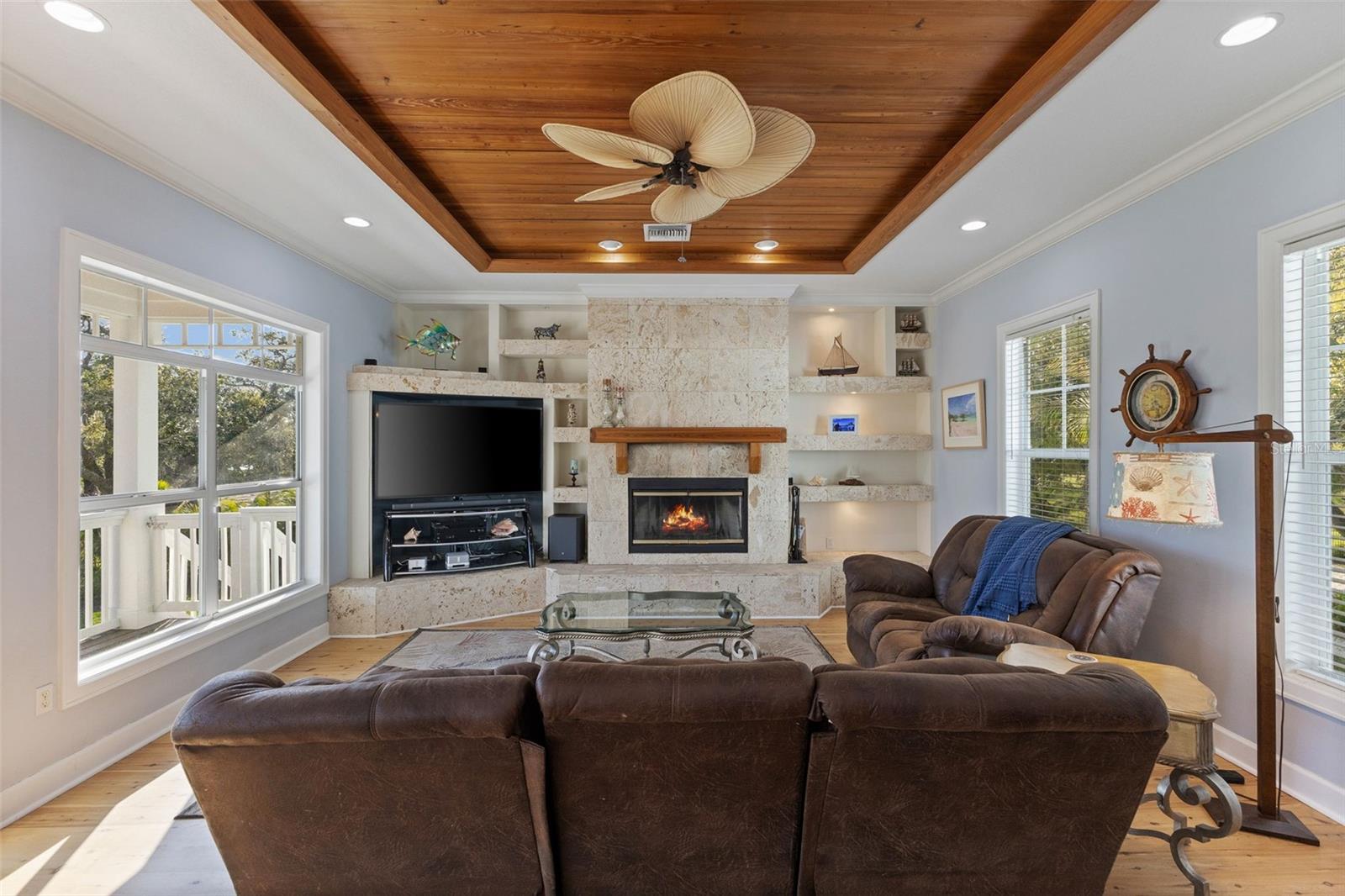 TB8367891 Property Photo