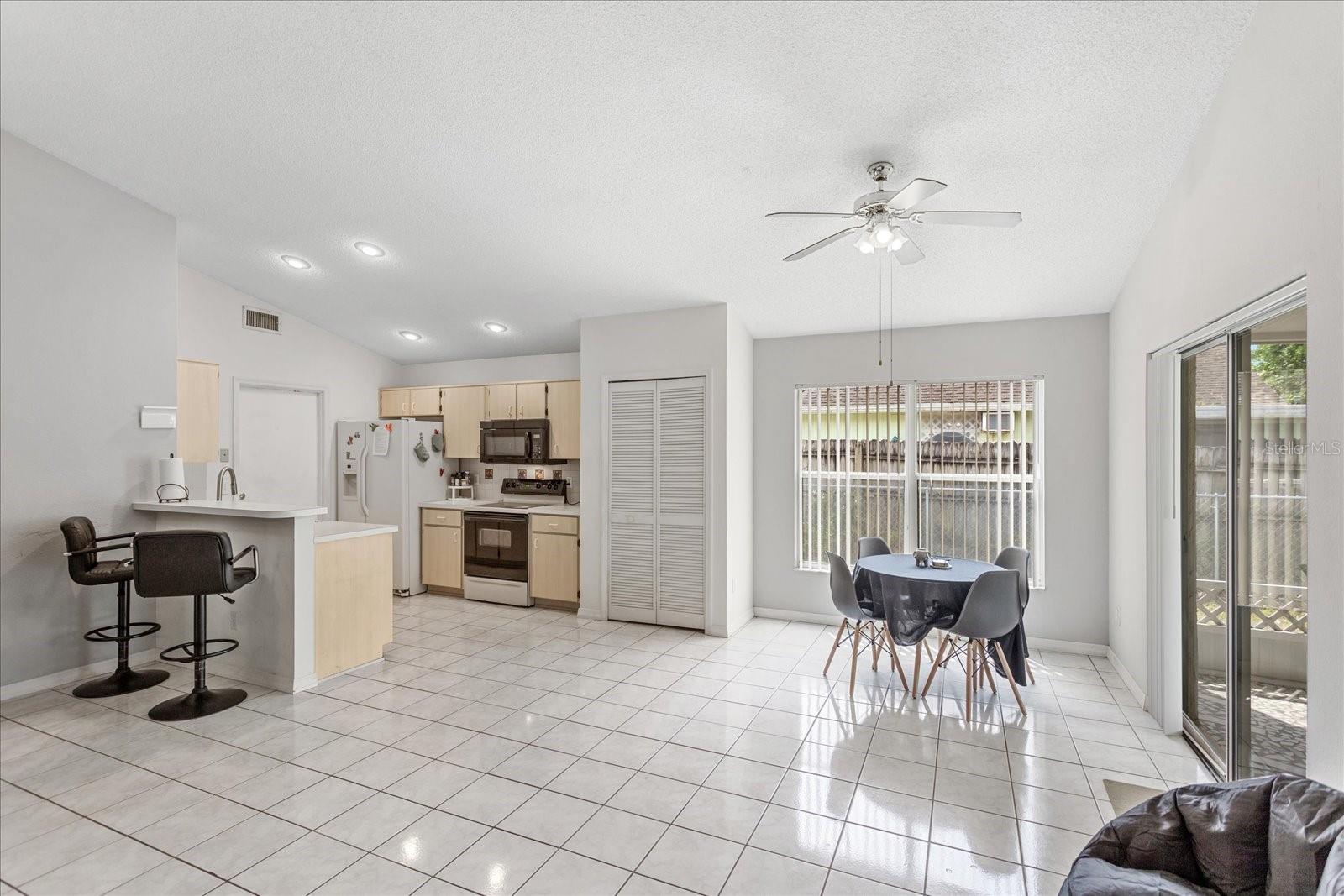 3830 SPRING BREEZE DR, ORLANDO, FL, 32829