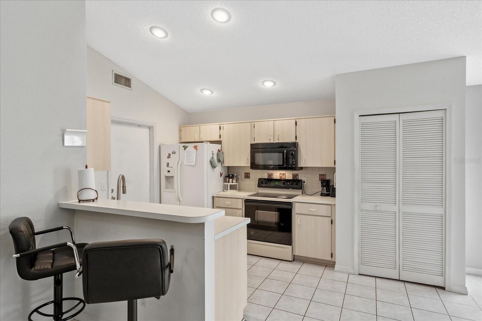 3830 SPRING BREEZE DR, ORLANDO, FL, 32829