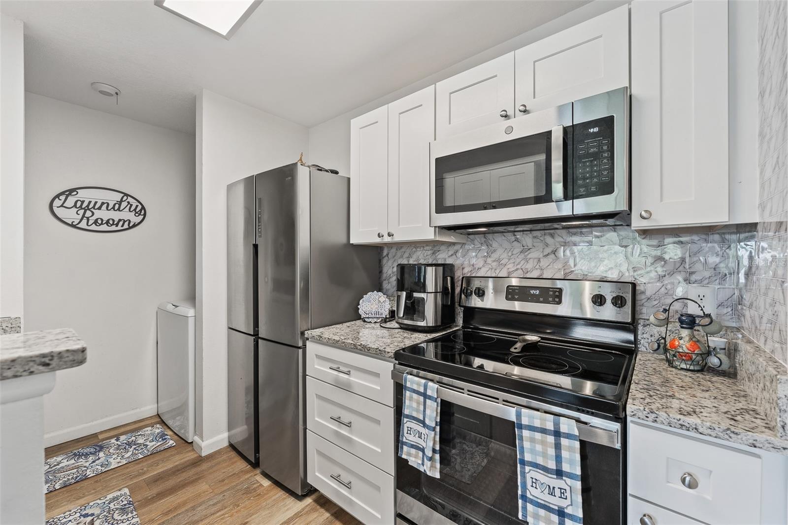 380 LAKEPOINTE DR #304, ALTAMONTE SPRINGS, FL, 32701