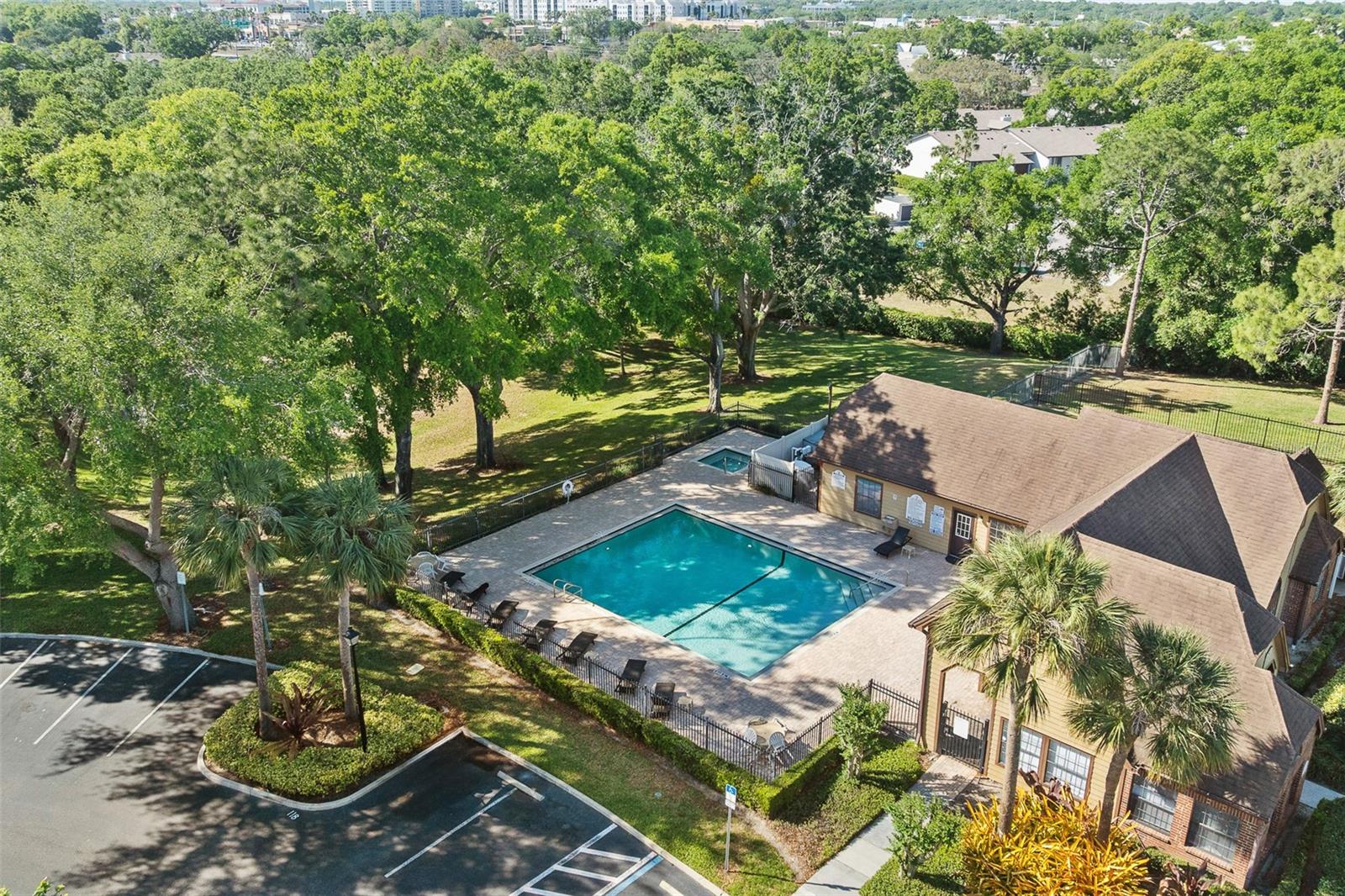 380 LAKEPOINTE DR #304, ALTAMONTE SPRINGS, FL, 32701