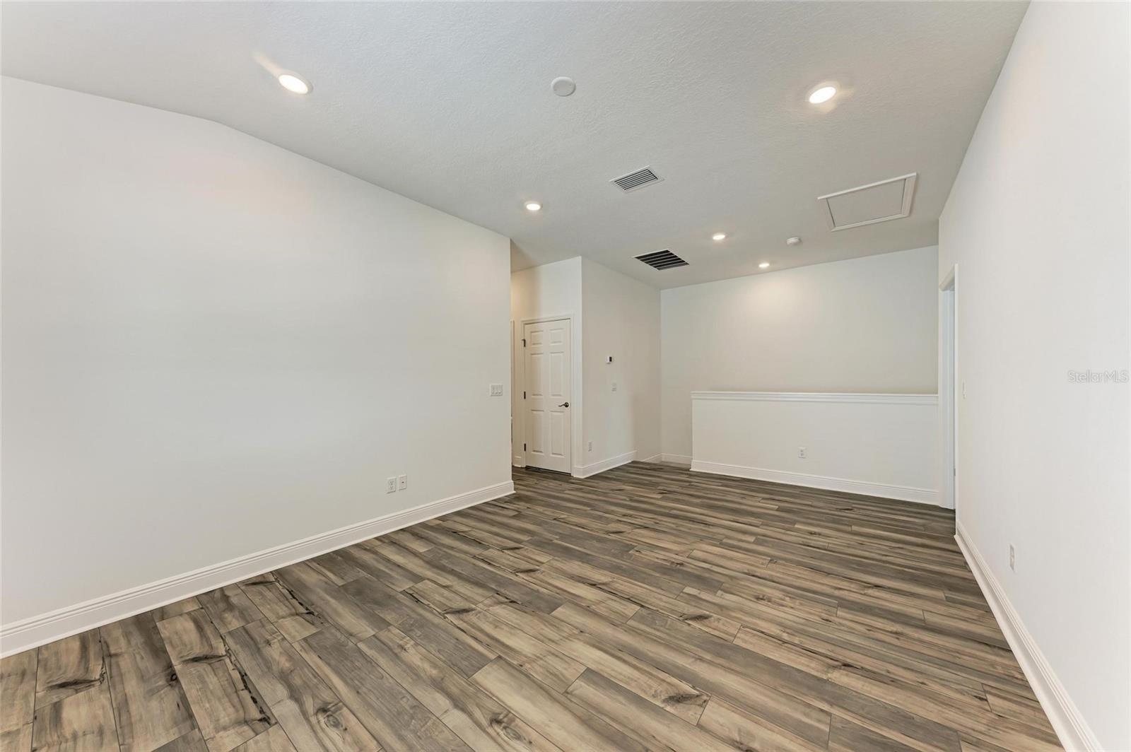 301 VIA TUSCANY AVE, SARASOTA, FL, 34243