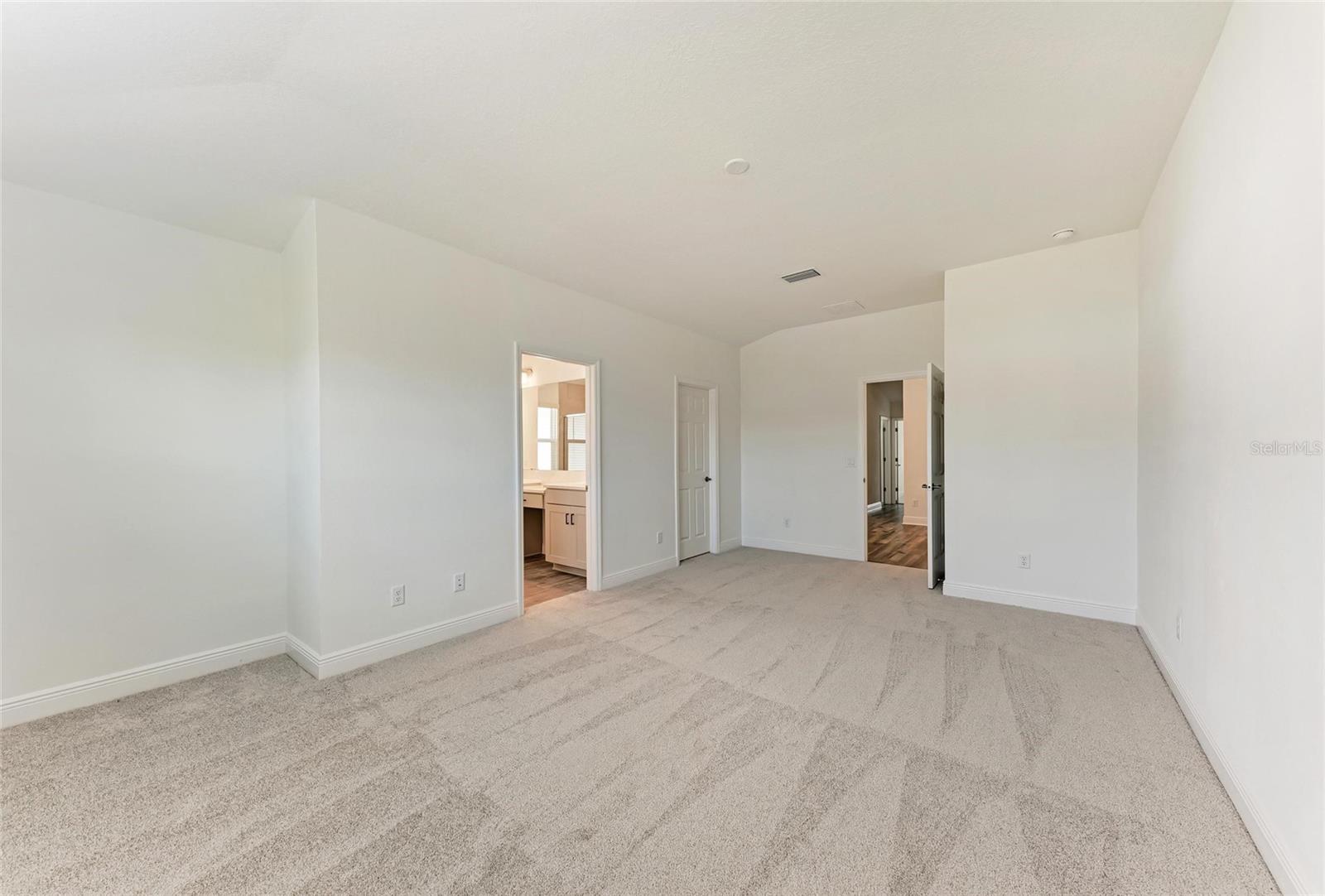 301 VIA TUSCANY AVE, SARASOTA, FL, 34243