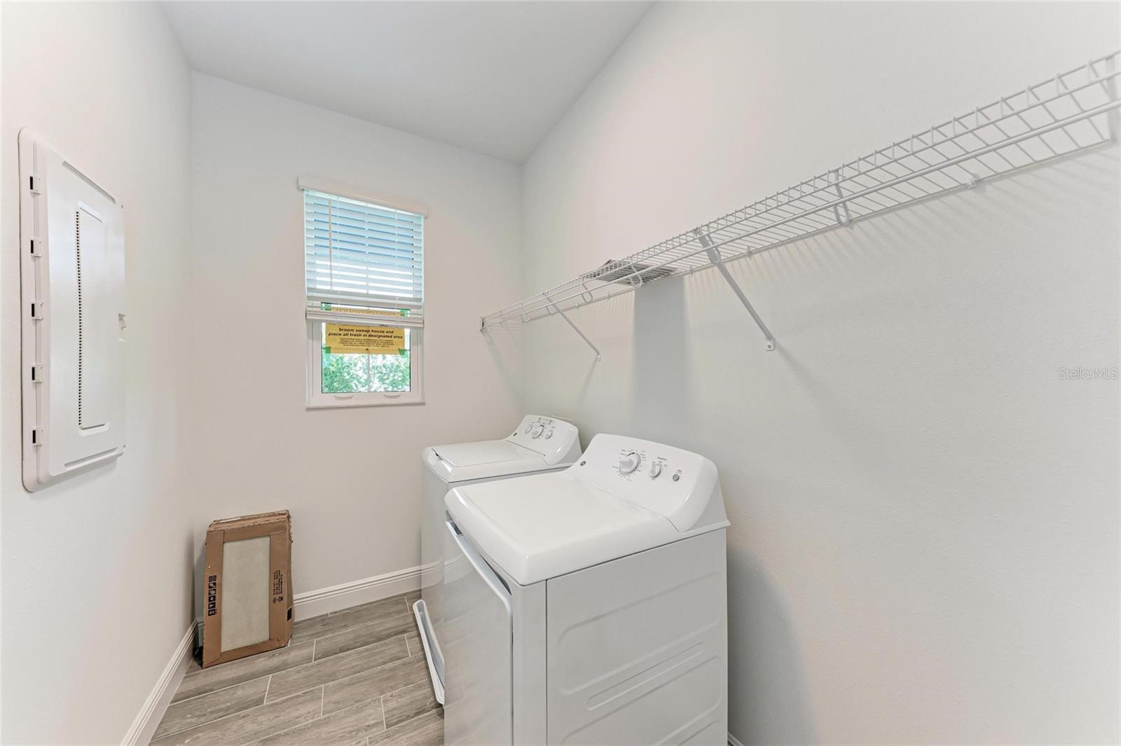 301 VIA TUSCANY AVE, SARASOTA, FL, 34243