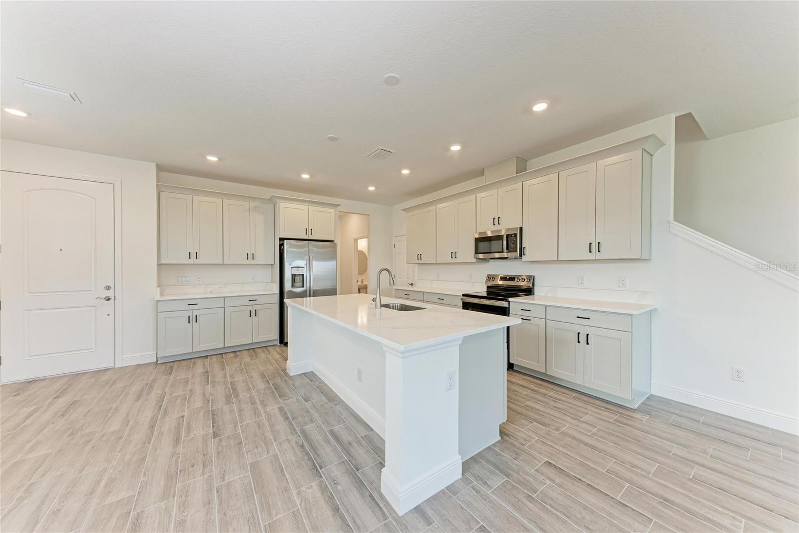 301 VIA TUSCANY AVE, SARASOTA, FL, 34243