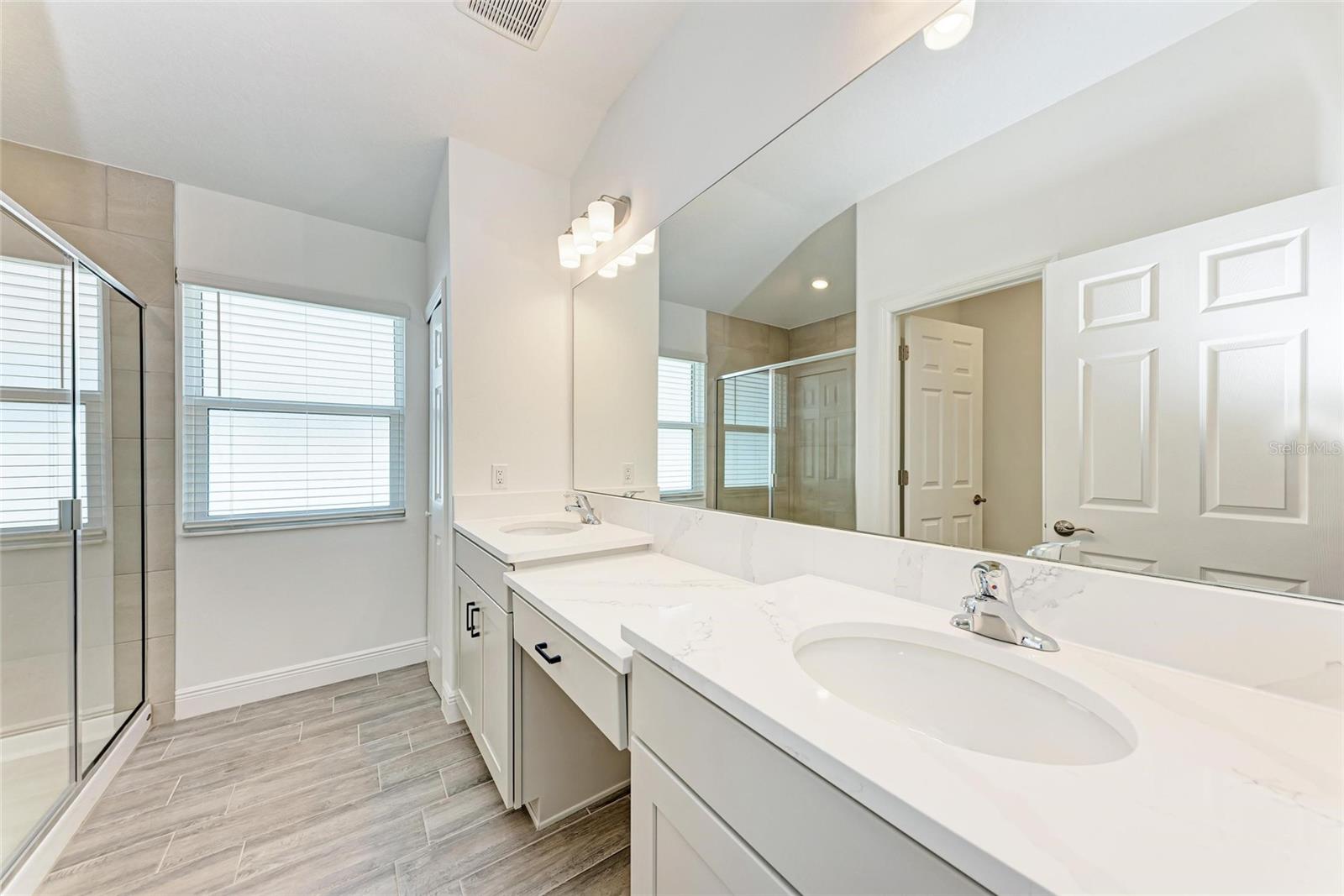 301 VIA TUSCANY AVE, SARASOTA, FL, 34243