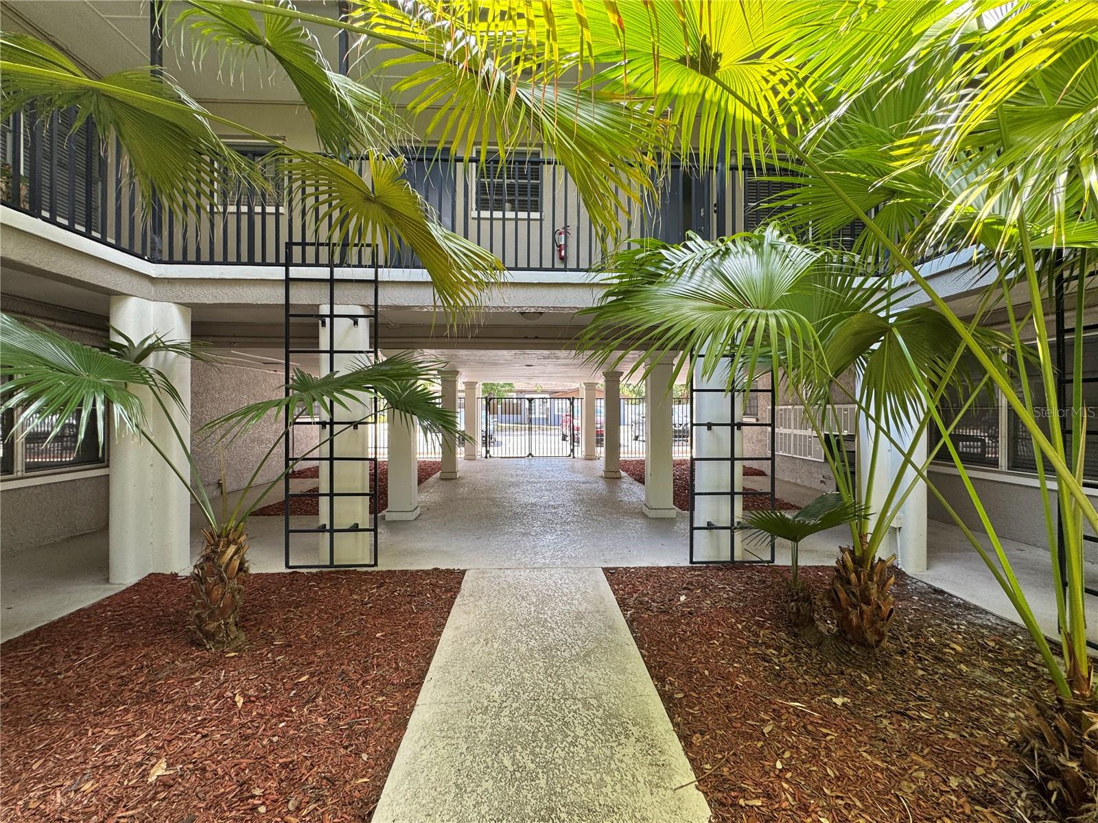 212 S CHURCH AVE #105, TAMPA, FL, 33609