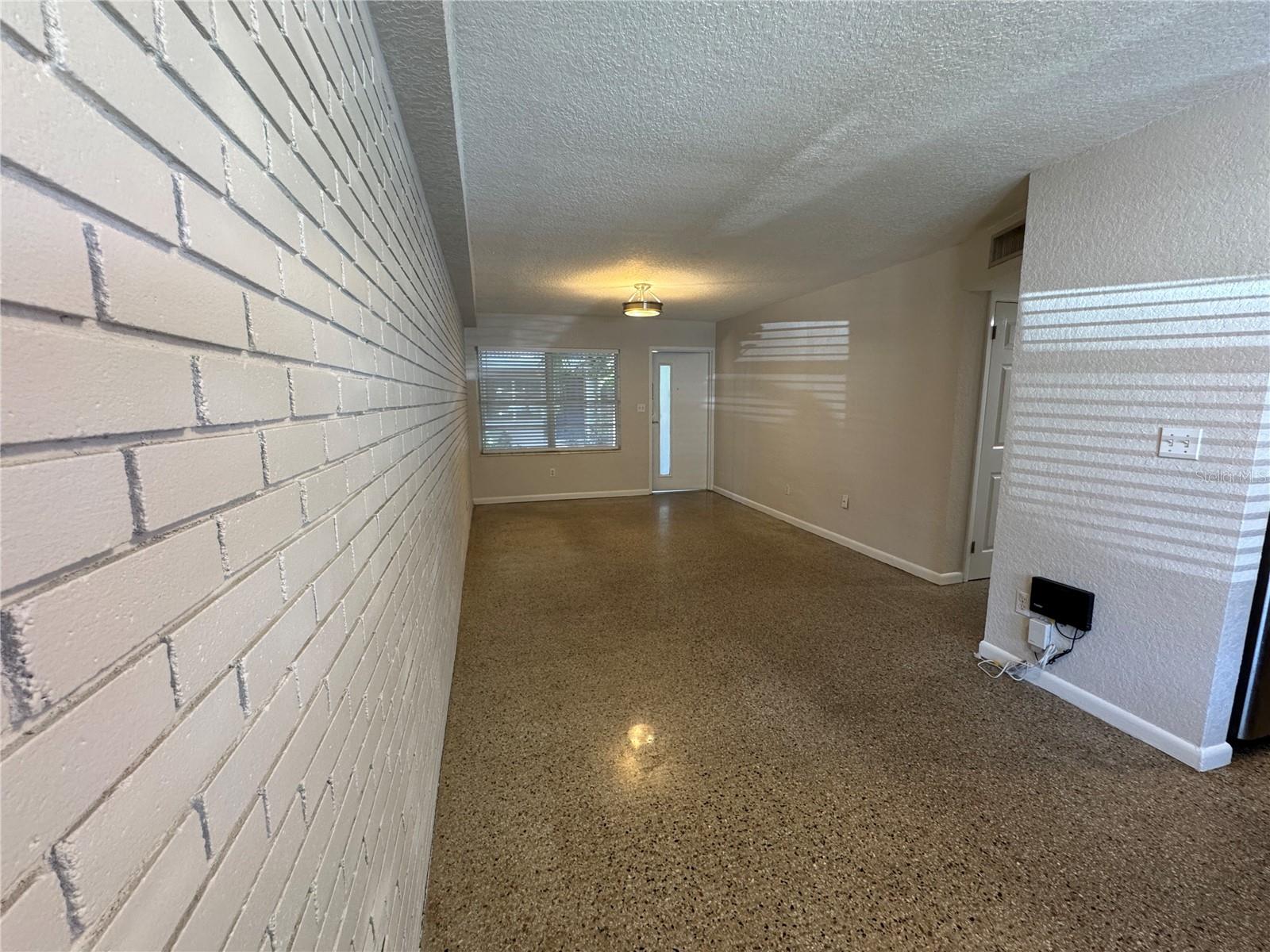 212 S CHURCH AVE #105, TAMPA, FL, 33609