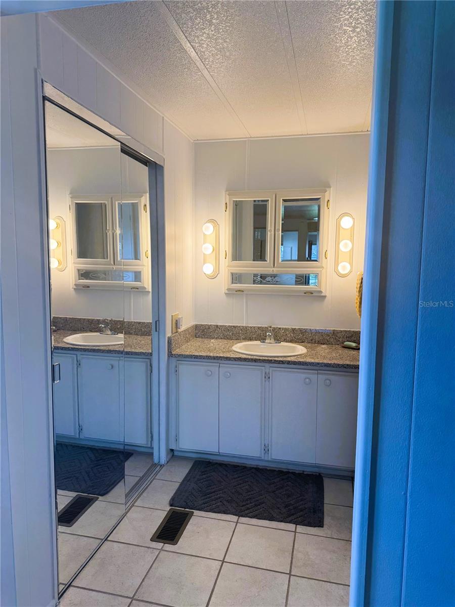 141 ASPEN CIR, LEESBURG, FL, 34748