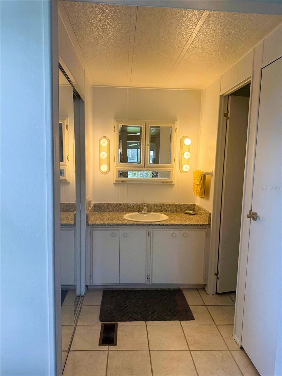 141 ASPEN CIR, LEESBURG, FL, 34748