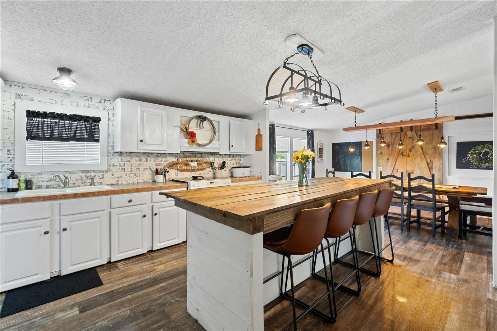 8146 CR 614A, BUSHNELL, FL, 33513