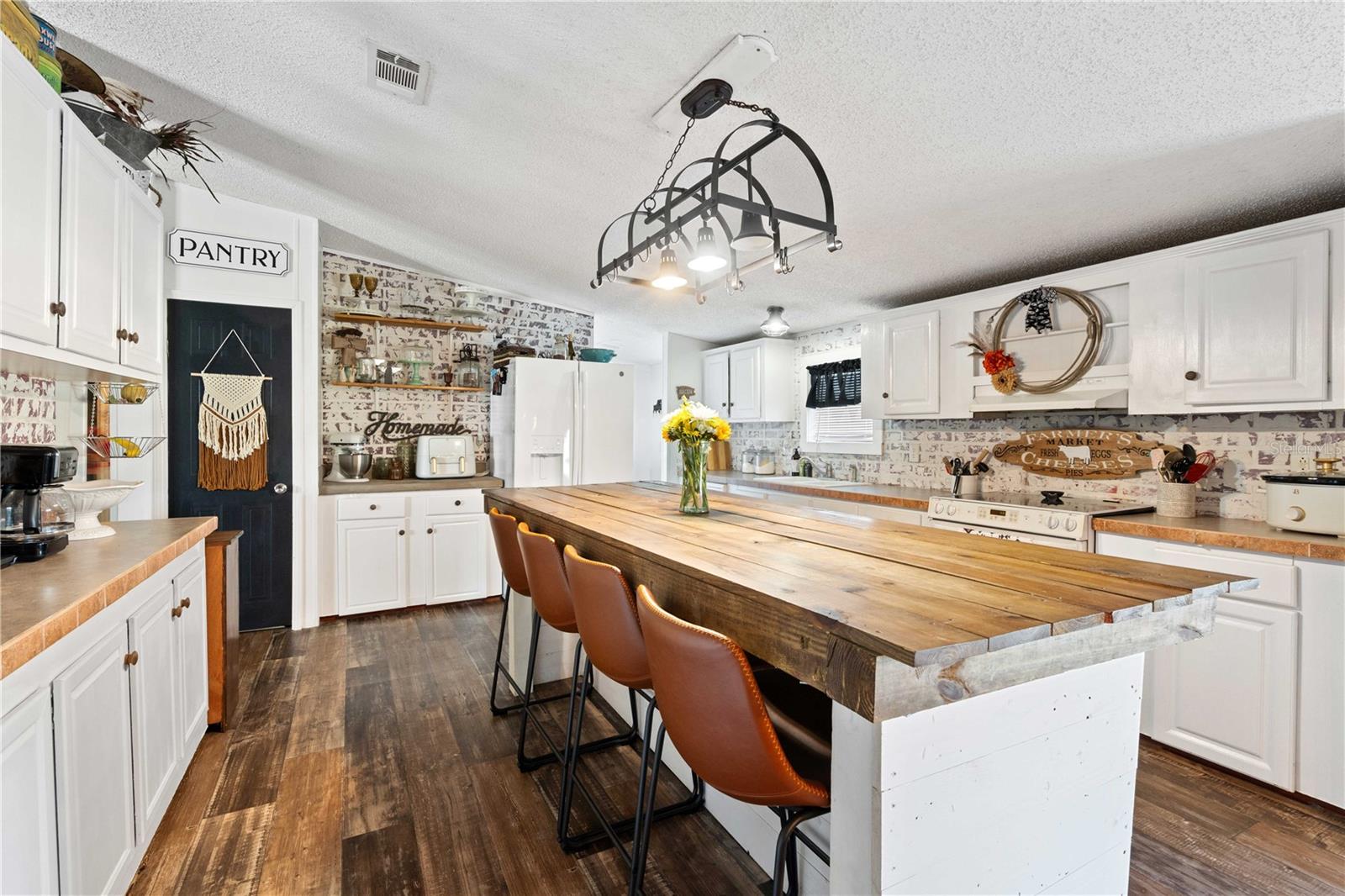 8146 CR 614A, BUSHNELL, FL, 33513