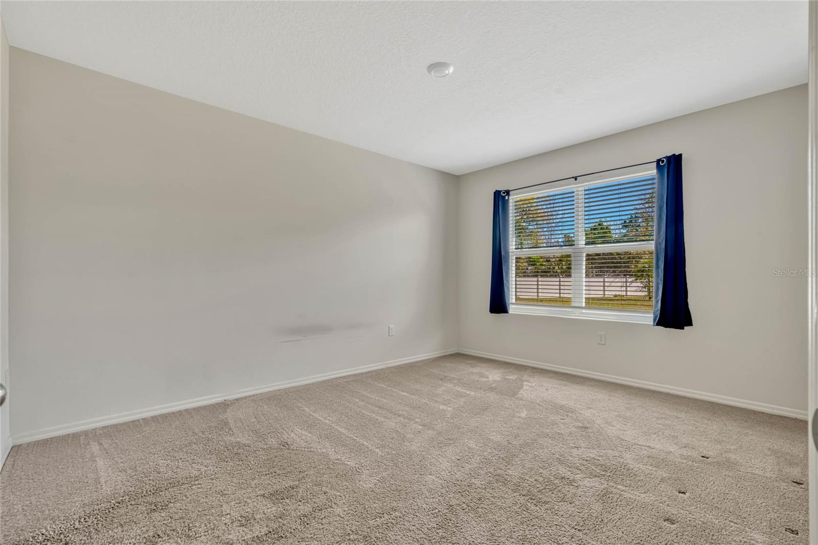 2574 GLACIER EXPRESS LN, TAVARES, FL, 32778