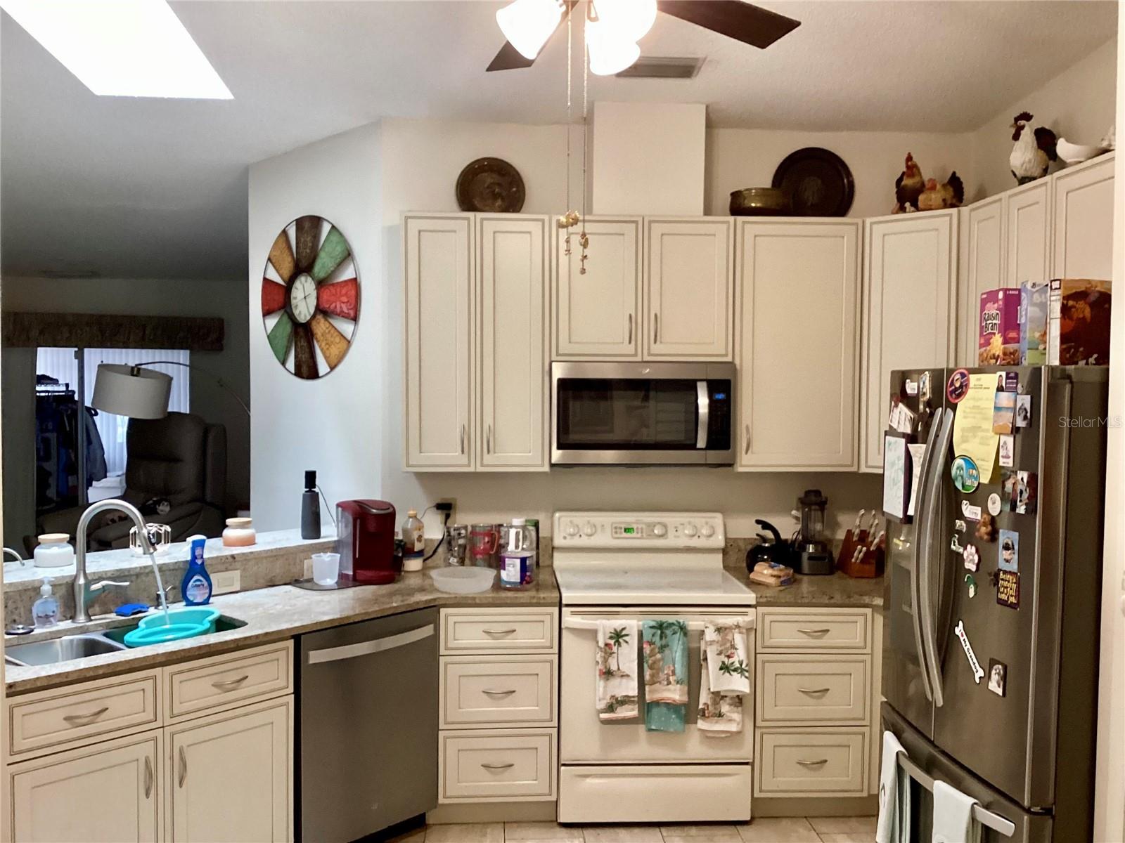 5714 GARDEN LAKES DR, BRADENTON, FL, 34203