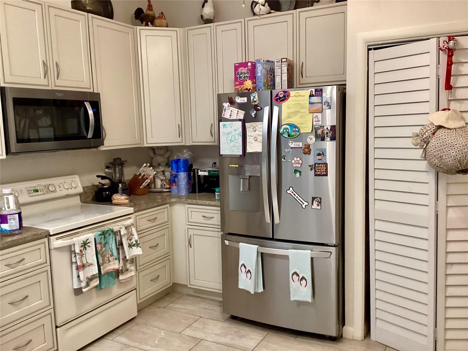 5714 GARDEN LAKES DR, BRADENTON, FL, 34203