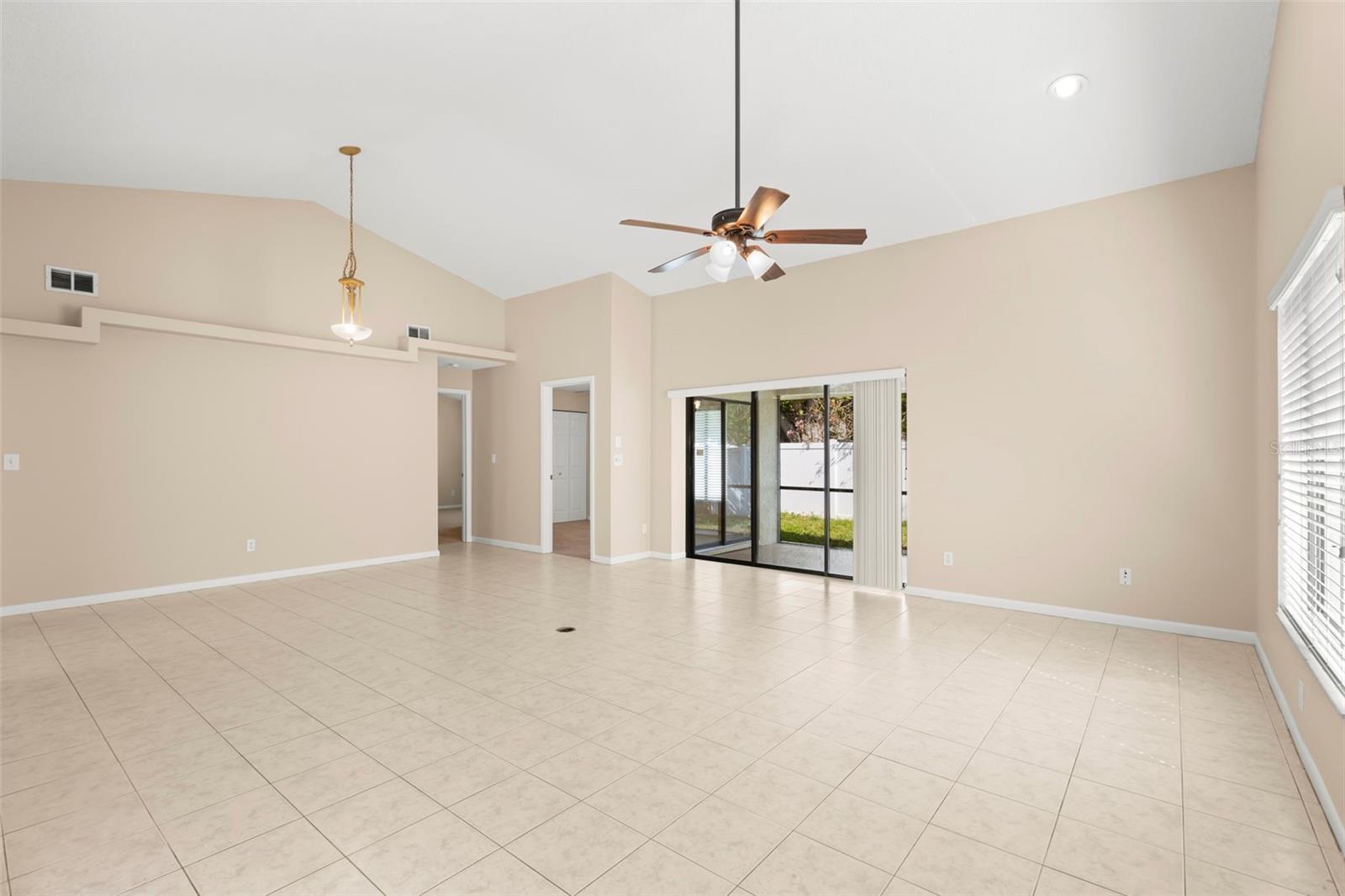 3261 PINE FOREST DR, PALM HARBOR, FL, 34684