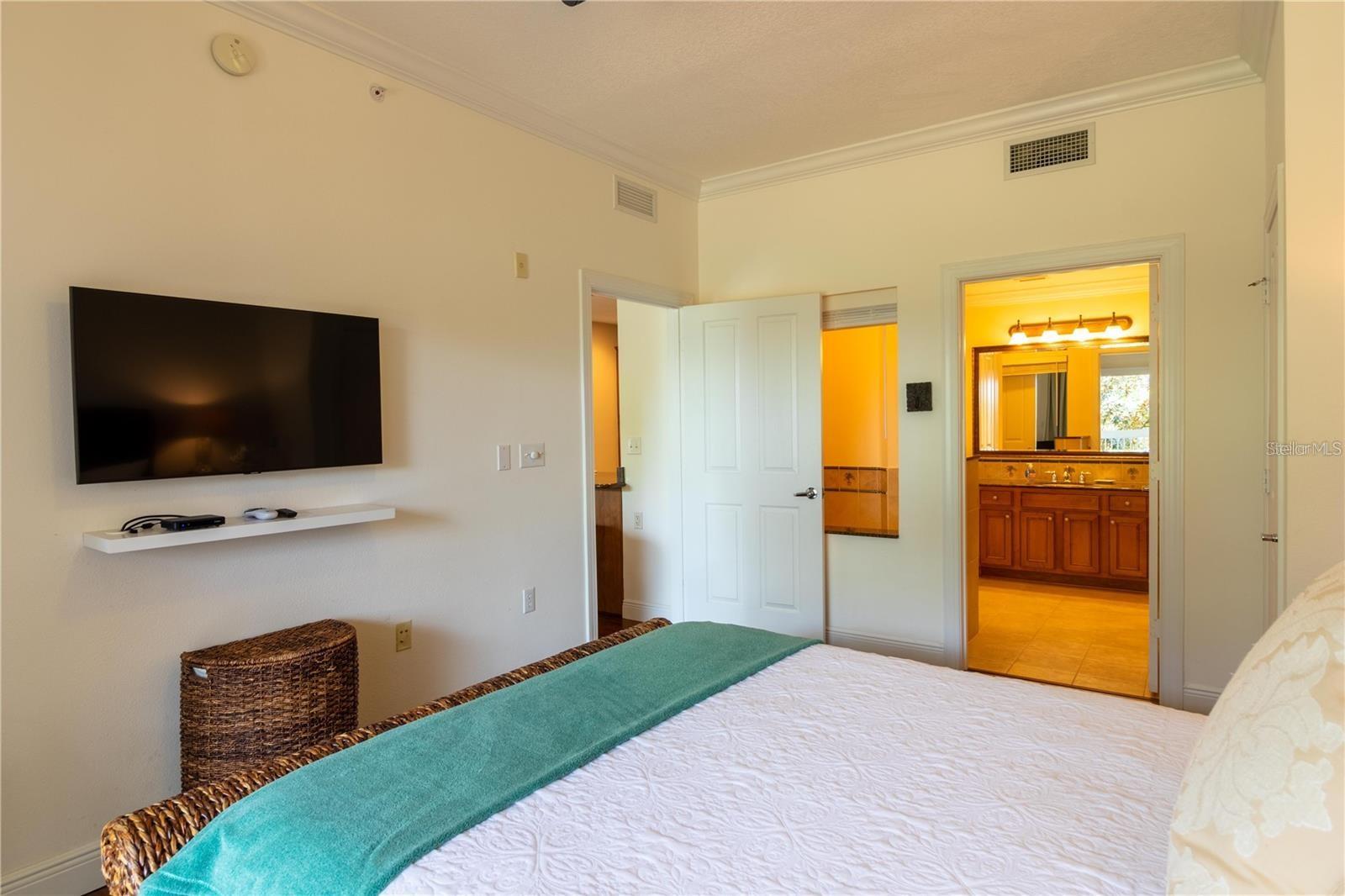 7683 HERITAGE CROSSING WAY #201, REUNION, FL, 34747