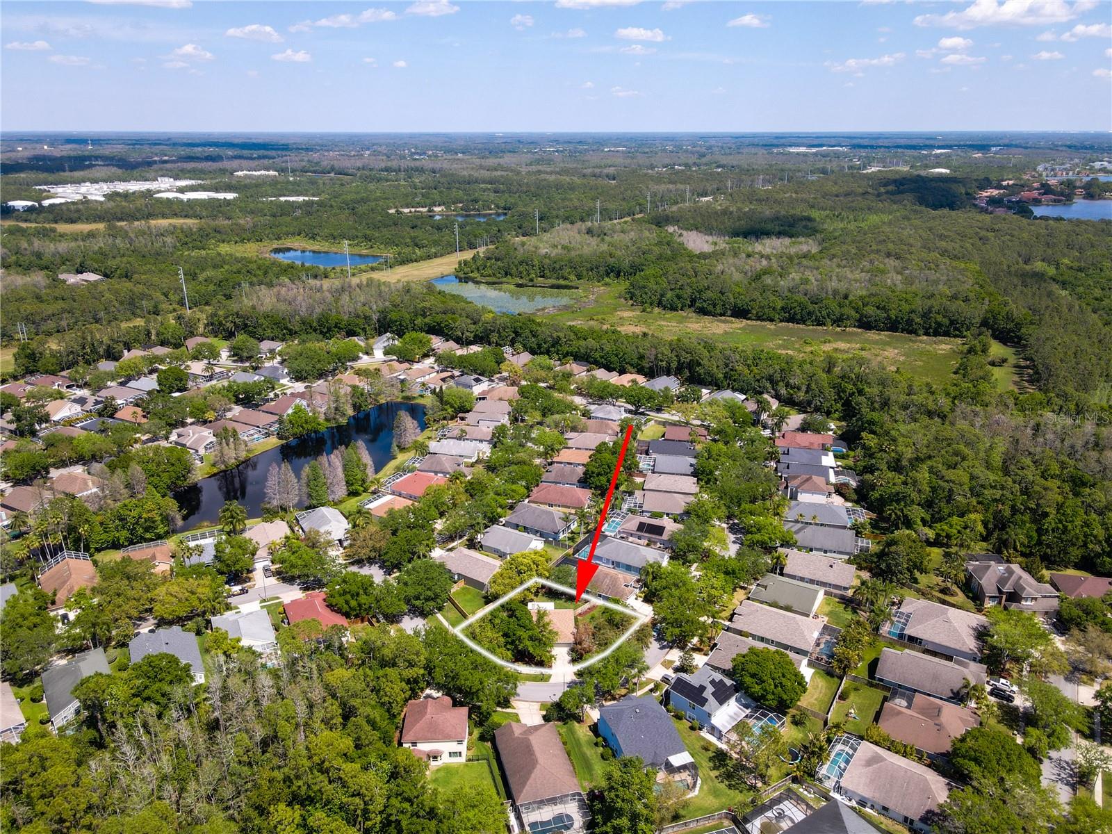 11704 DERBYSHIRE DR, TAMPA, FL, 33626