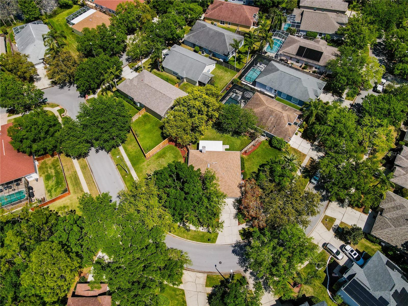 11704 DERBYSHIRE DR, TAMPA, FL, 33626