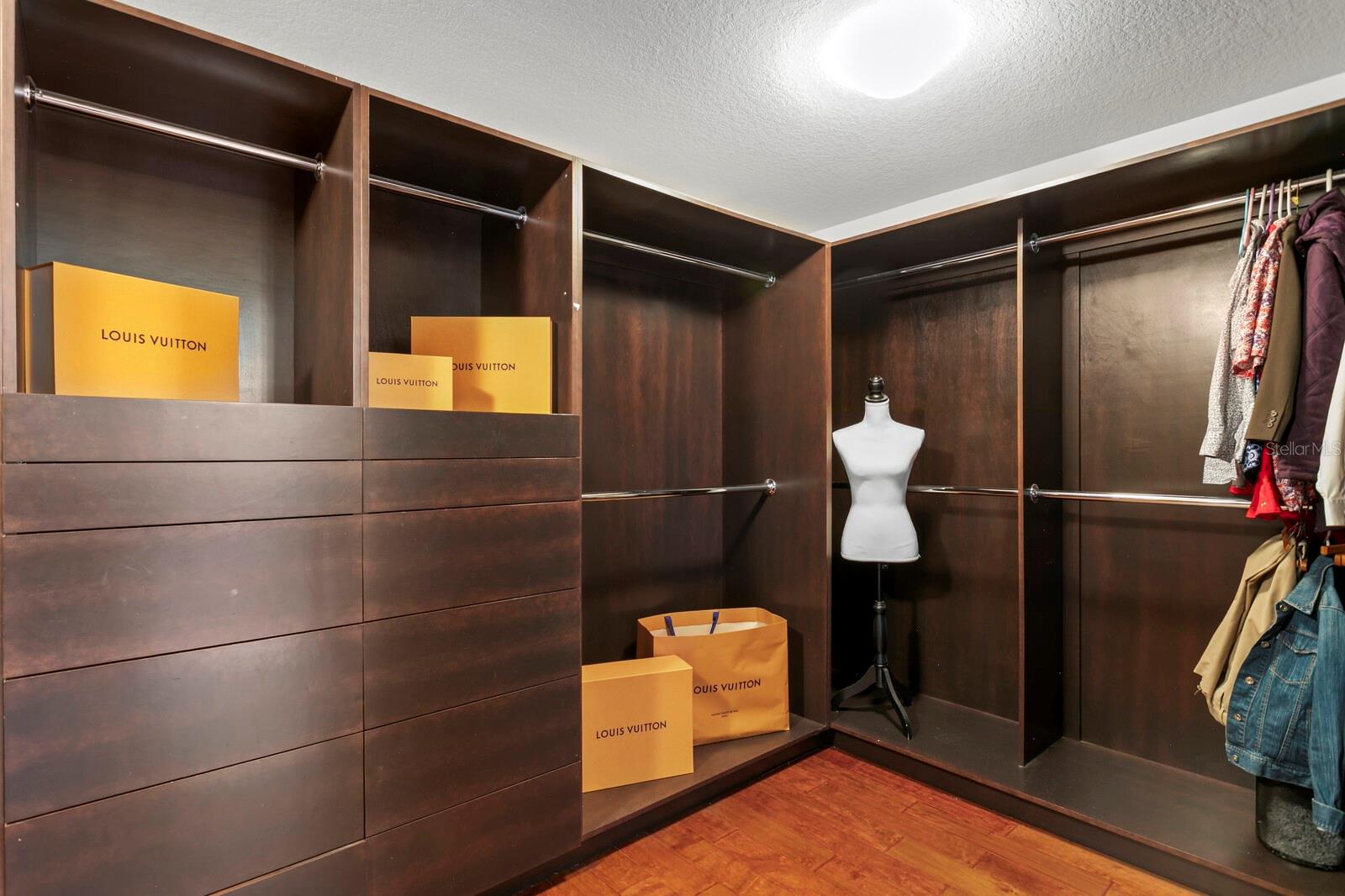 2935 WINGLEWOOD CIR, LUTZ, FL, 33558