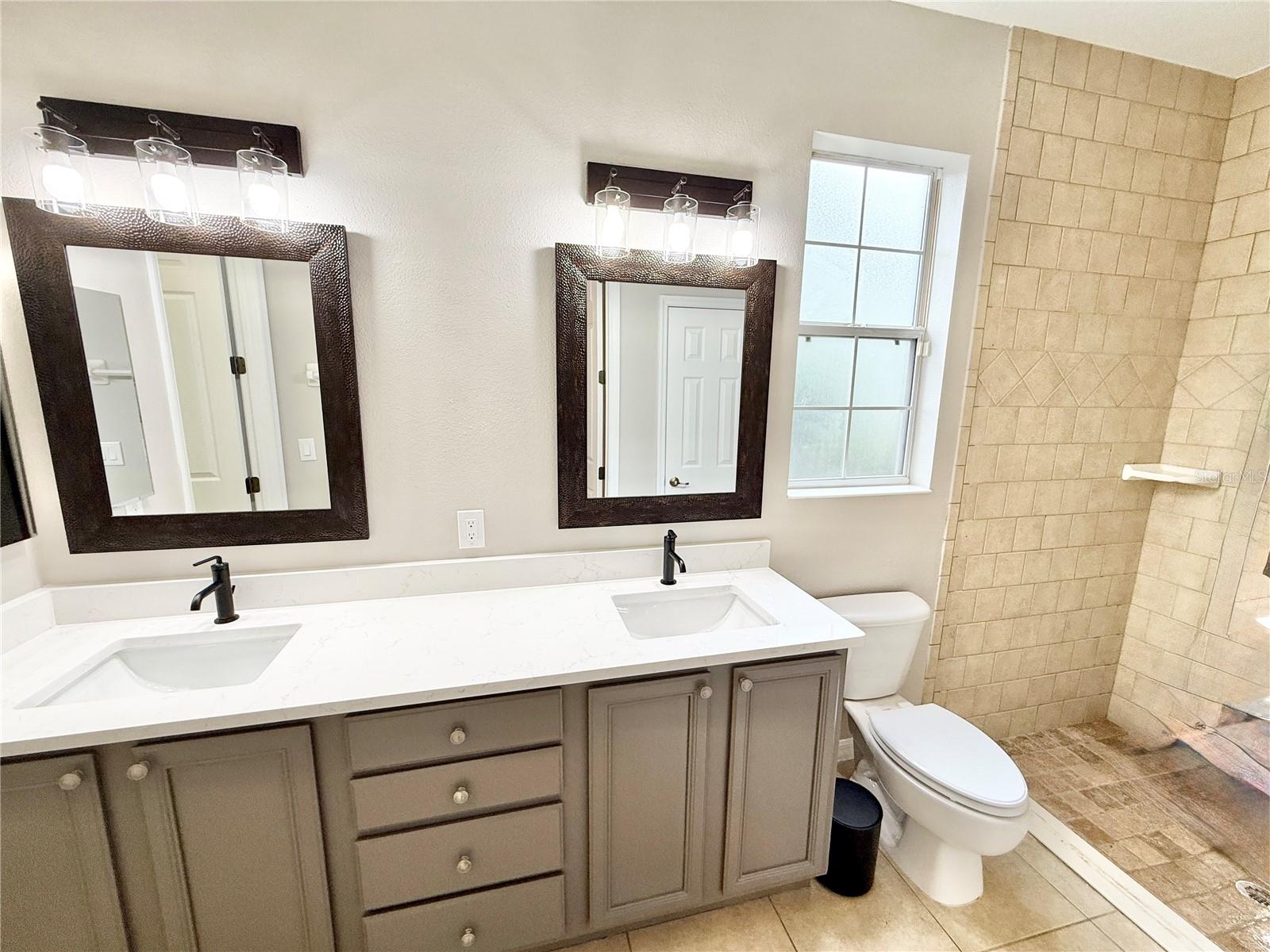 3275 OAK BROOK LN, EUSTIS, FL, 32736