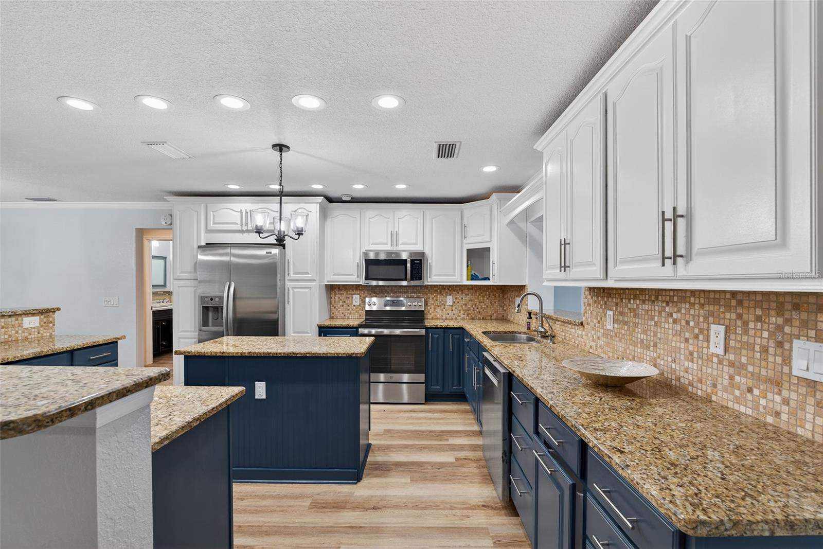 13841 89TH AVE, SEMINOLE, FL, 33776