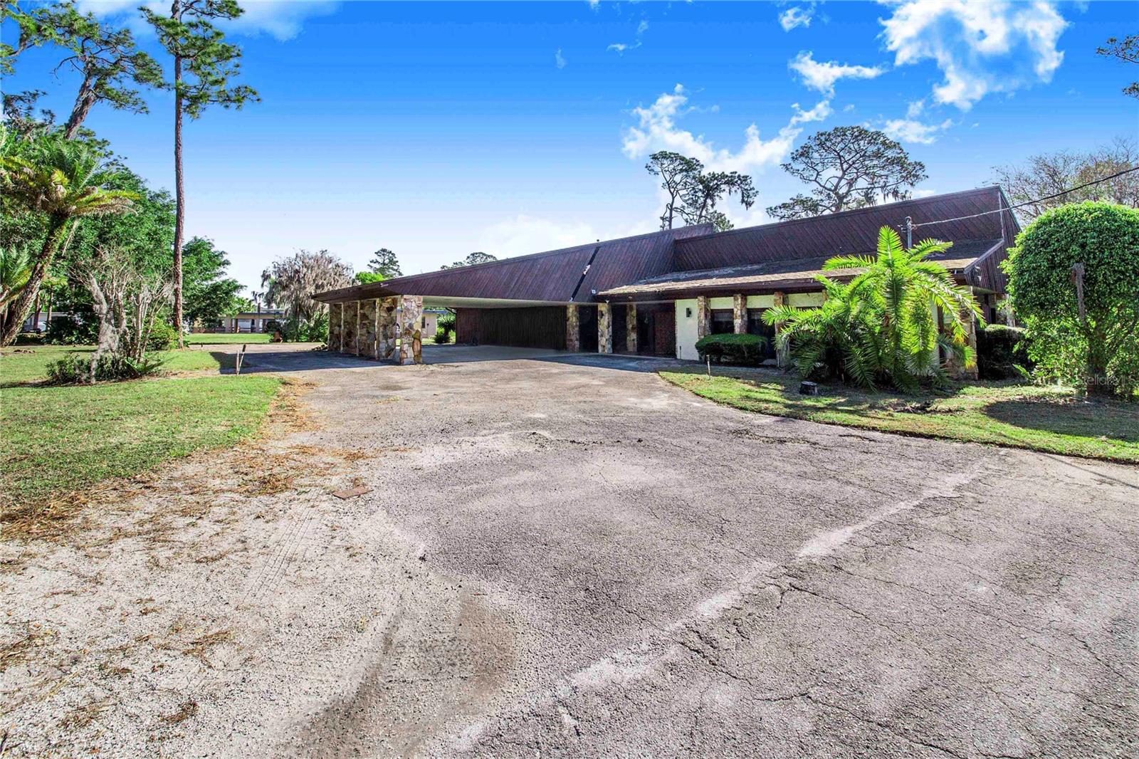 2750 W LAKE HAMILTON DR, WINTER HAVEN, FL, 33881