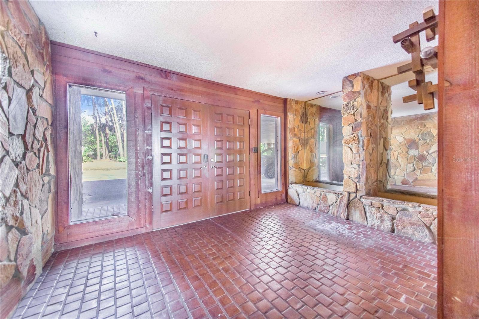 2750 W LAKE HAMILTON DR, WINTER HAVEN, FL, 33881