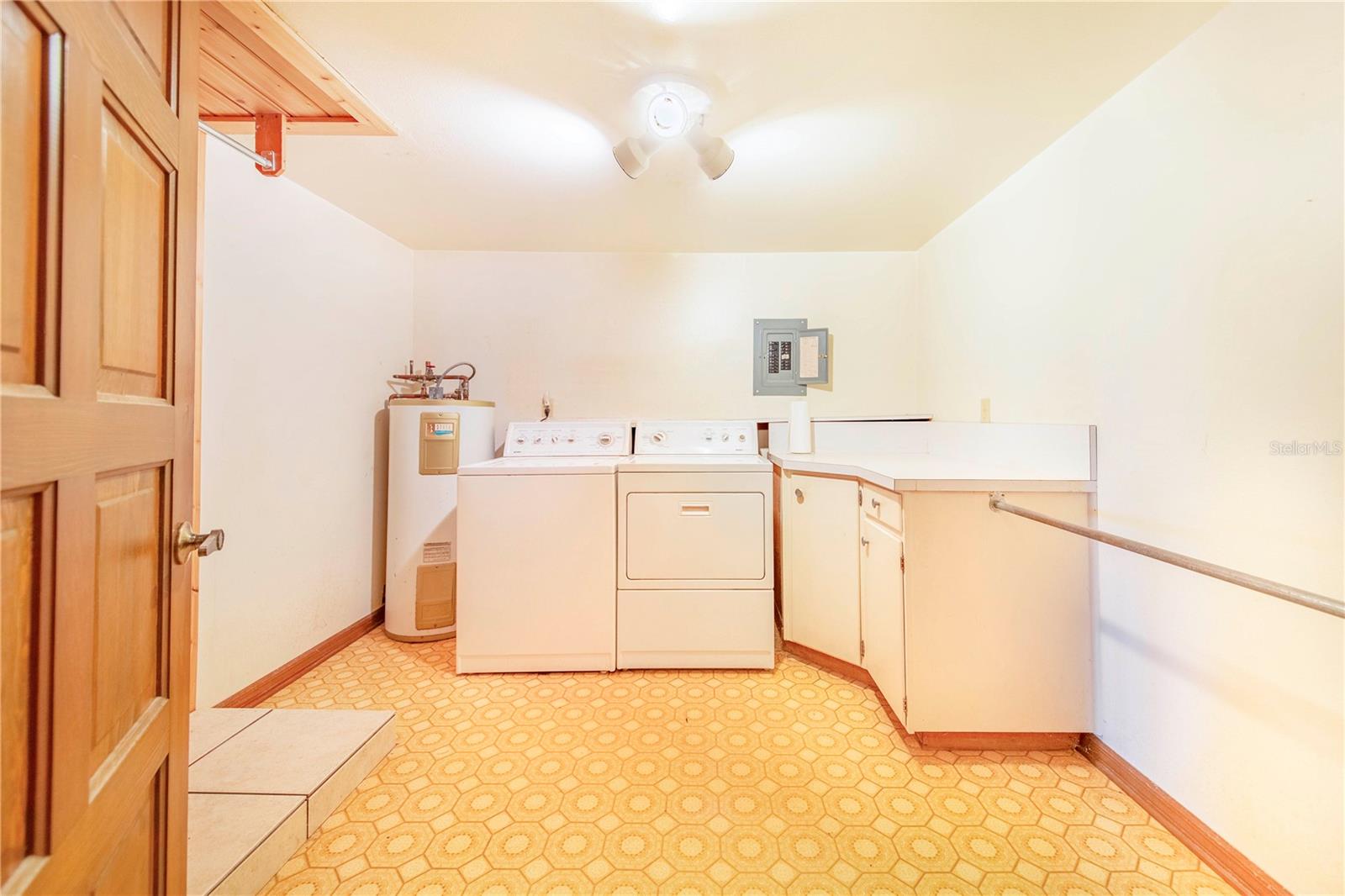 2750 W LAKE HAMILTON DR, WINTER HAVEN, FL, 33881