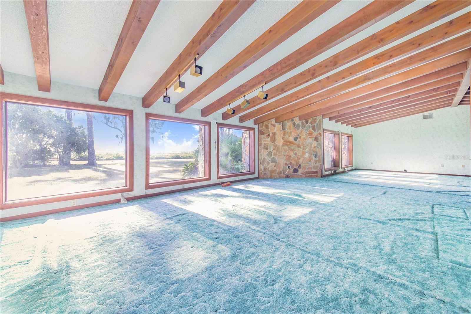 2750 W LAKE HAMILTON DR, WINTER HAVEN, FL, 33881