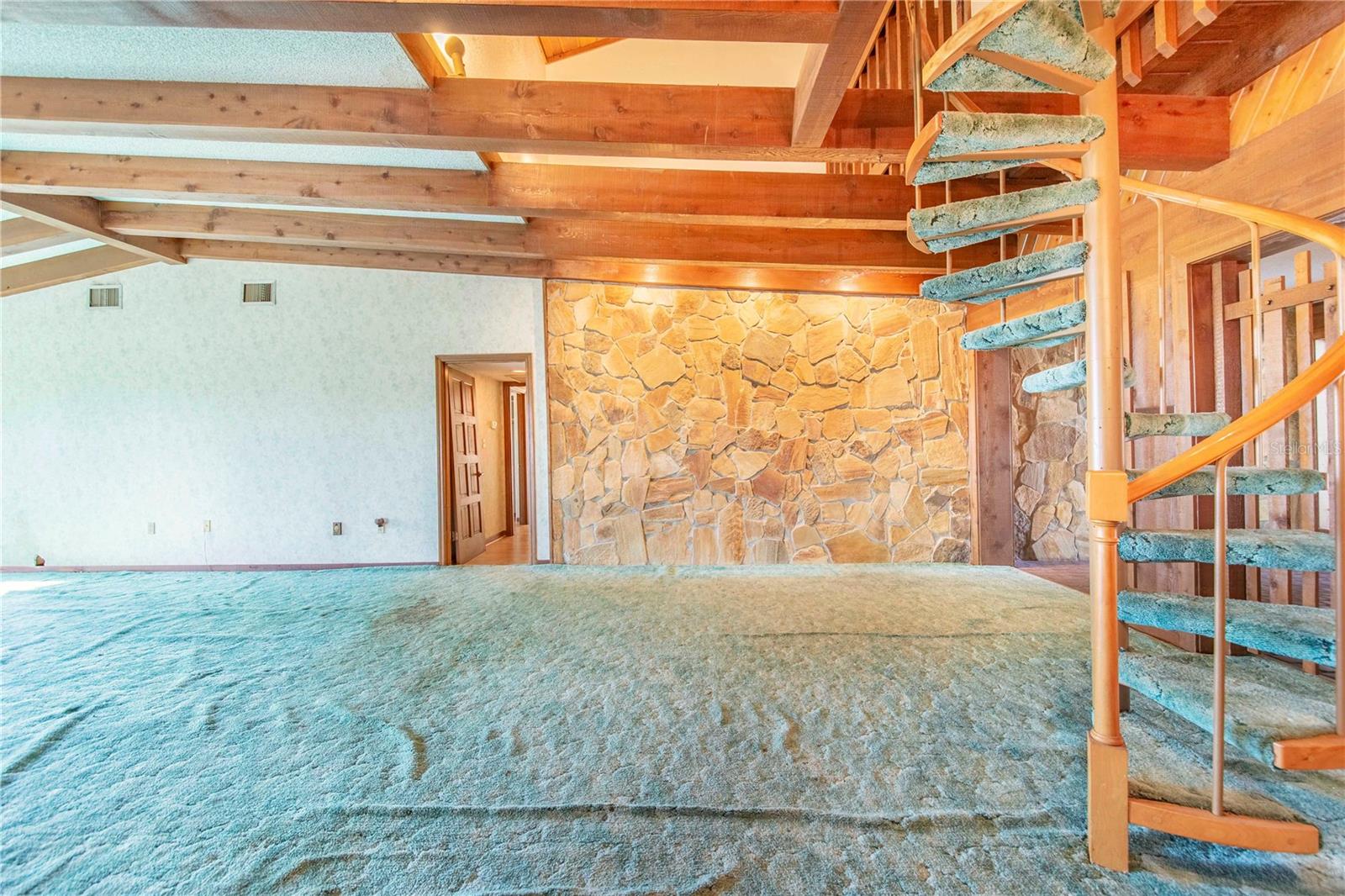 2750 W LAKE HAMILTON DR, WINTER HAVEN, FL, 33881