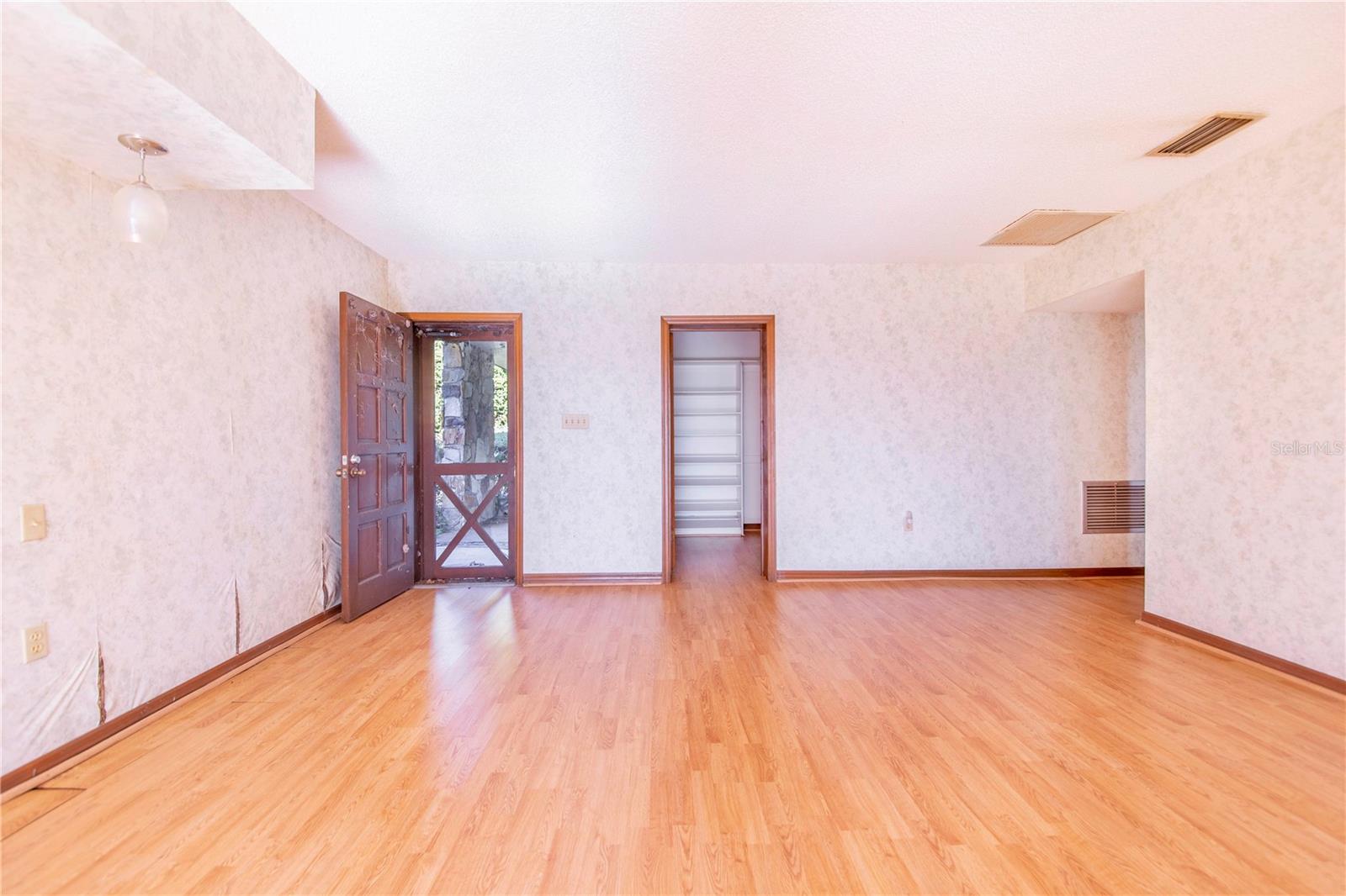 2750 W LAKE HAMILTON DR, WINTER HAVEN, FL, 33881