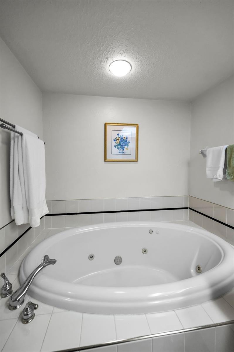 14692 SEMINOLE TRL, SEMINOLE, FL, 33776