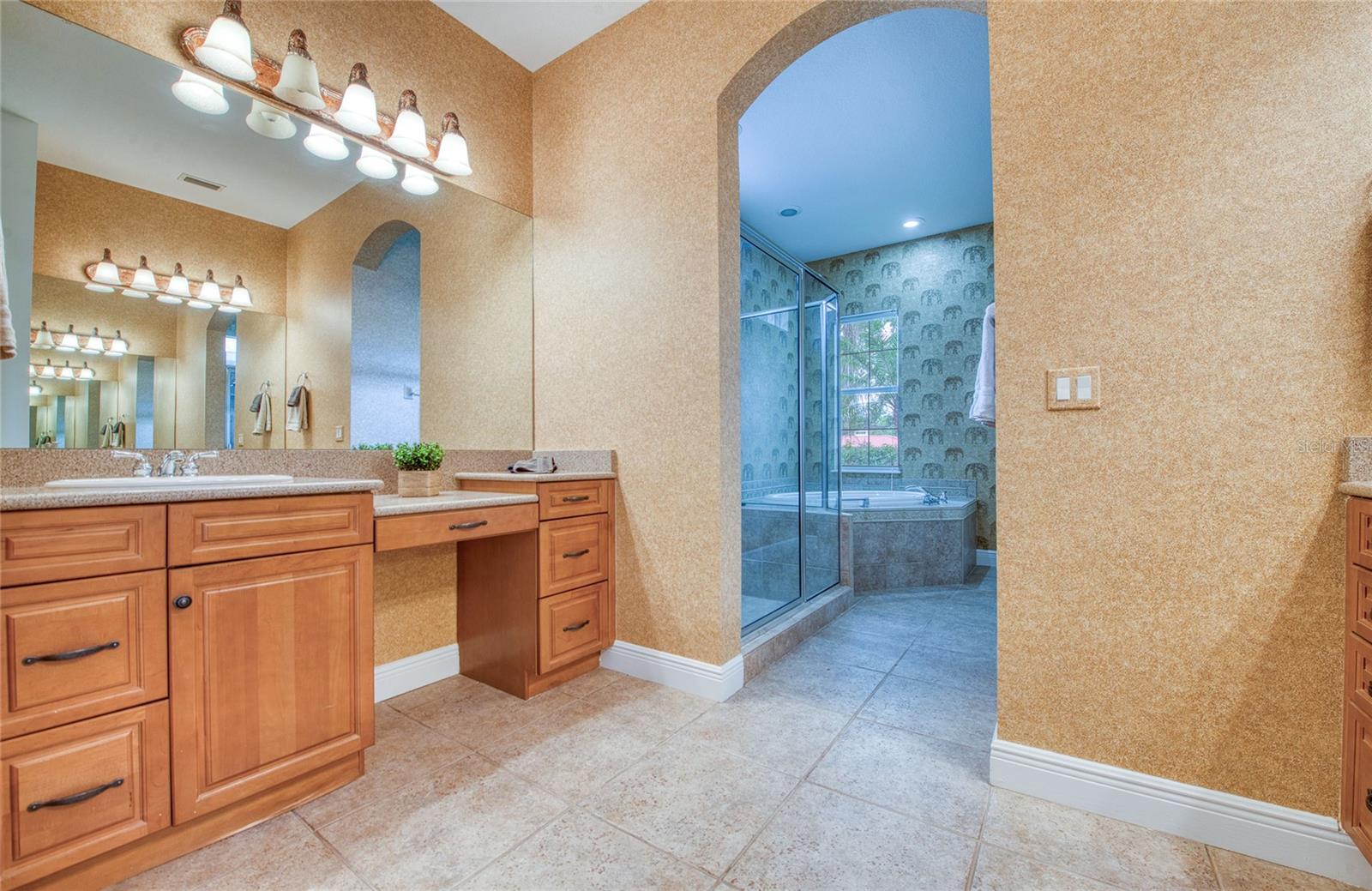 1224 ROYAL PALM DR S, GULFPORT, FL, 33707