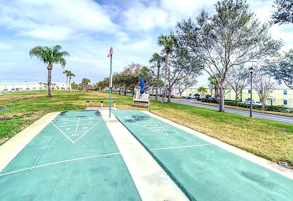 5001 STARFISH DR SE #B, ST PETERSBURG, FL, 33705