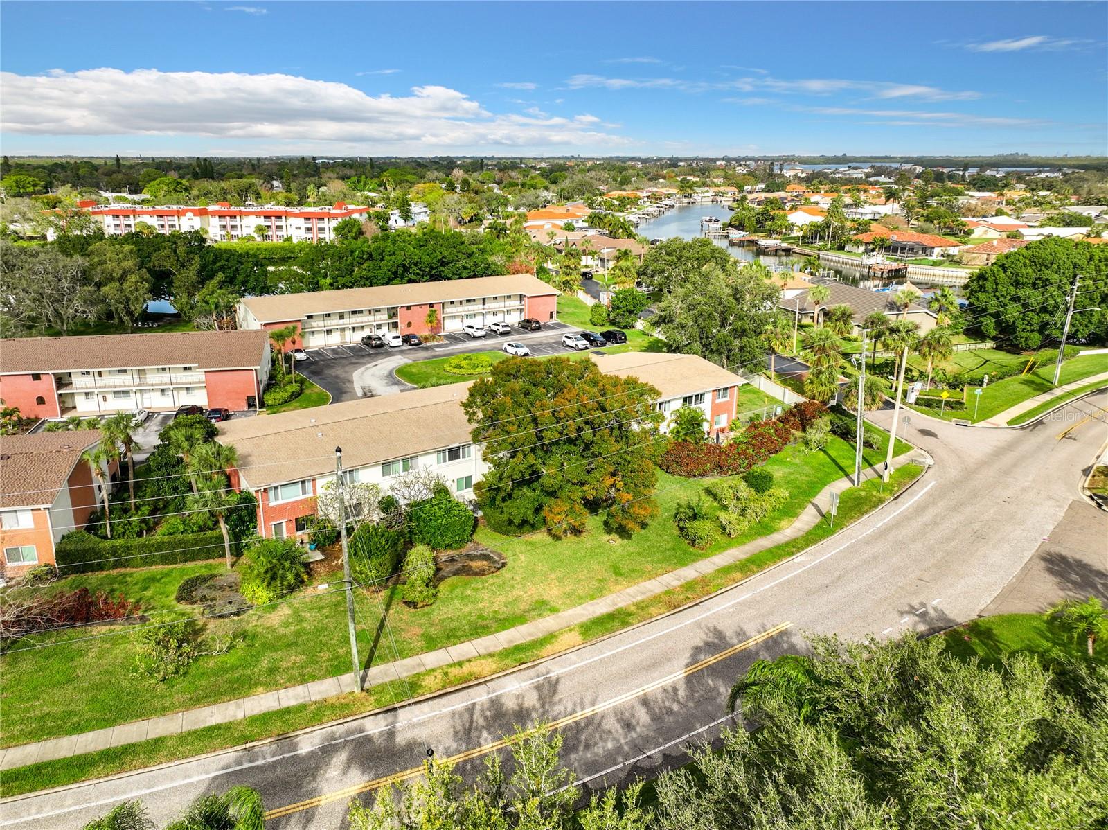 4570 OVERLOOK DR NE #282, ST PETERSBURG, FL, 33703