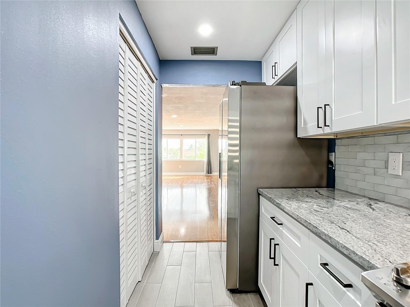 4570 OVERLOOK DR NE #282, ST PETERSBURG, FL, 33703