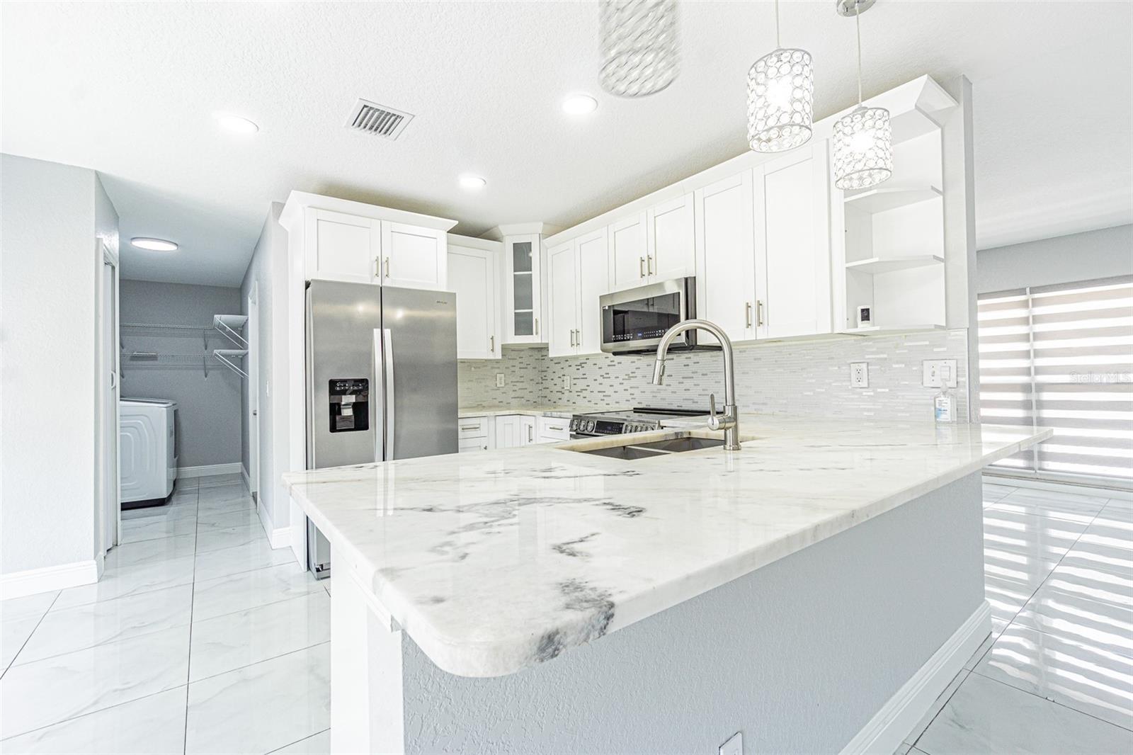 7015 COBBLEWOOD CT, TAMPA, FL, 33615