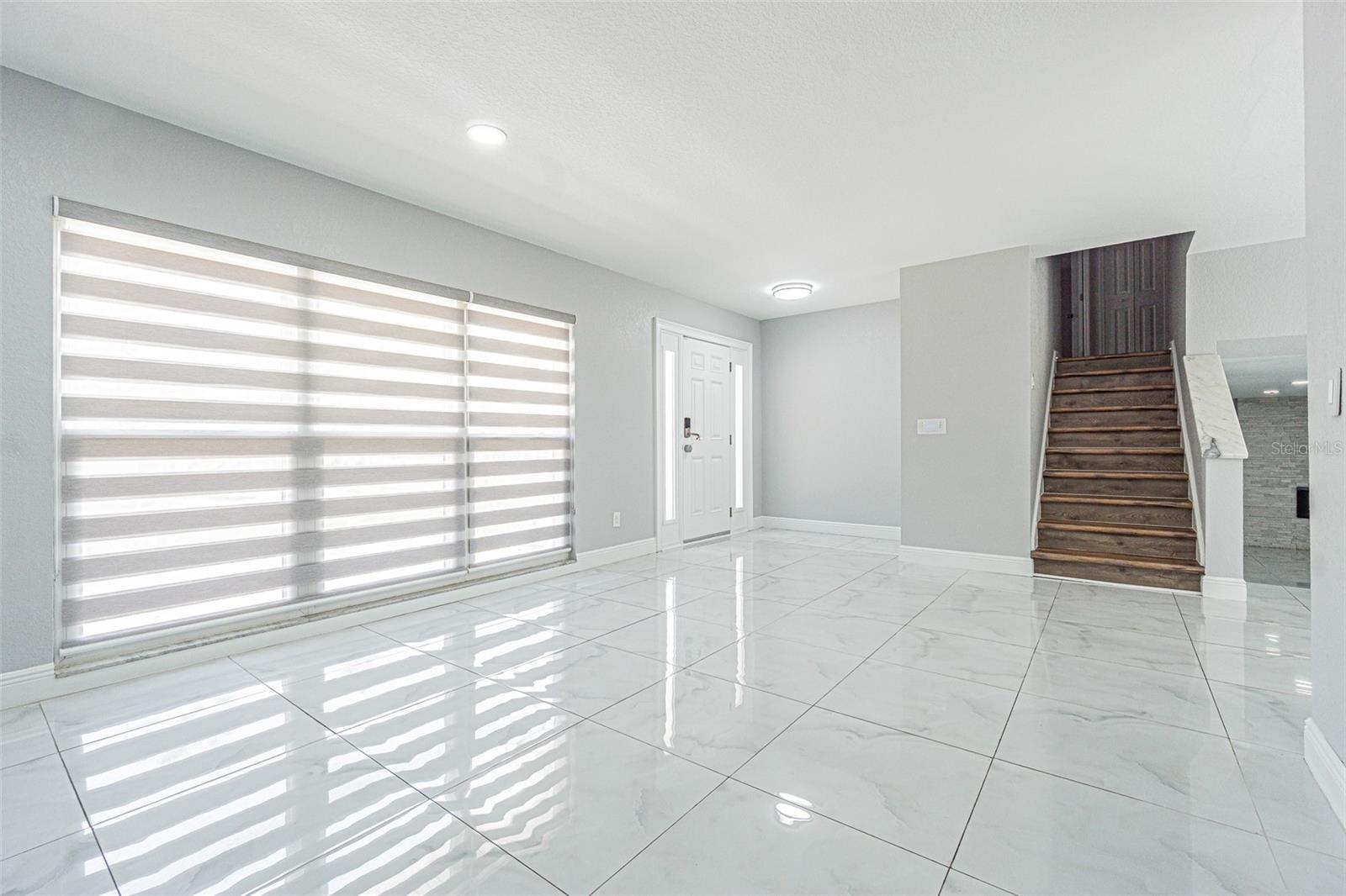 7015 COBBLEWOOD CT, TAMPA, FL, 33615