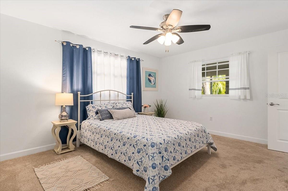 2933 MAYFLOWER ST, SARASOTA, FL, 34231