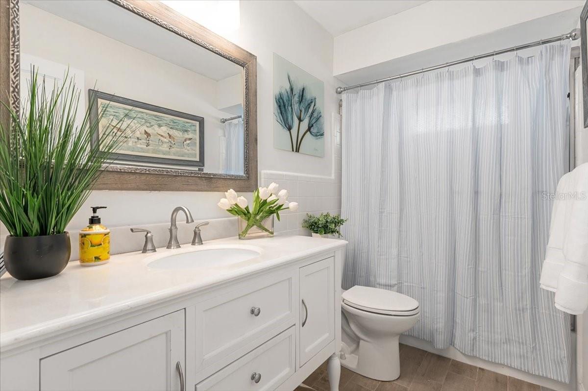2933 MAYFLOWER ST, SARASOTA, FL, 34231